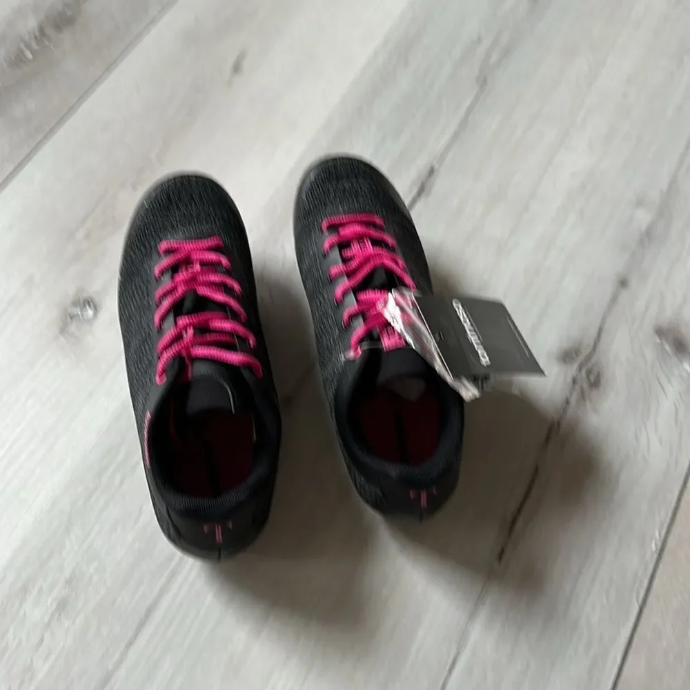 Tommaso Pista Aria‎ Knit cycling shoes Size 8 in Black /pink NWT and in box
